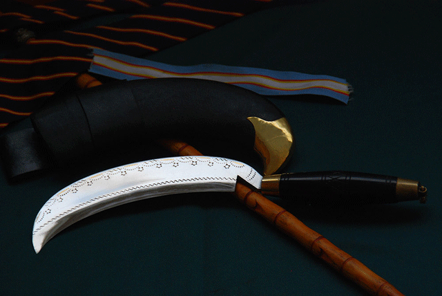 LADIES KNIFE OR KHURMI HORN HANDLE