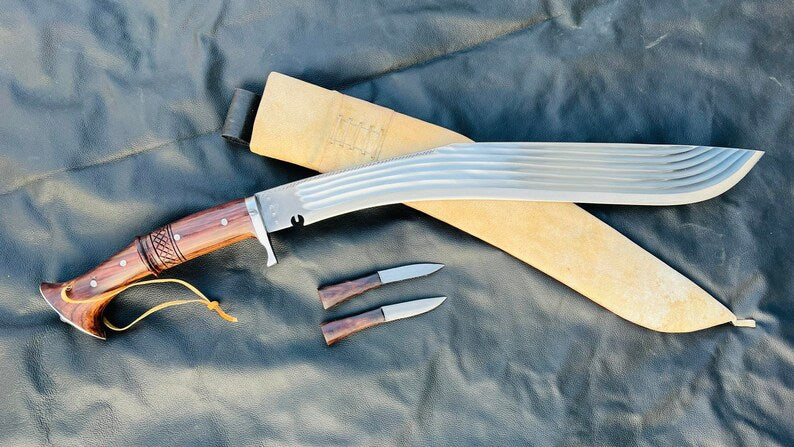 24″ 6 Fullers Heavy Duty Bushcrafting Kukri – High Graded Carbon Full Tang Blade Guard Handle